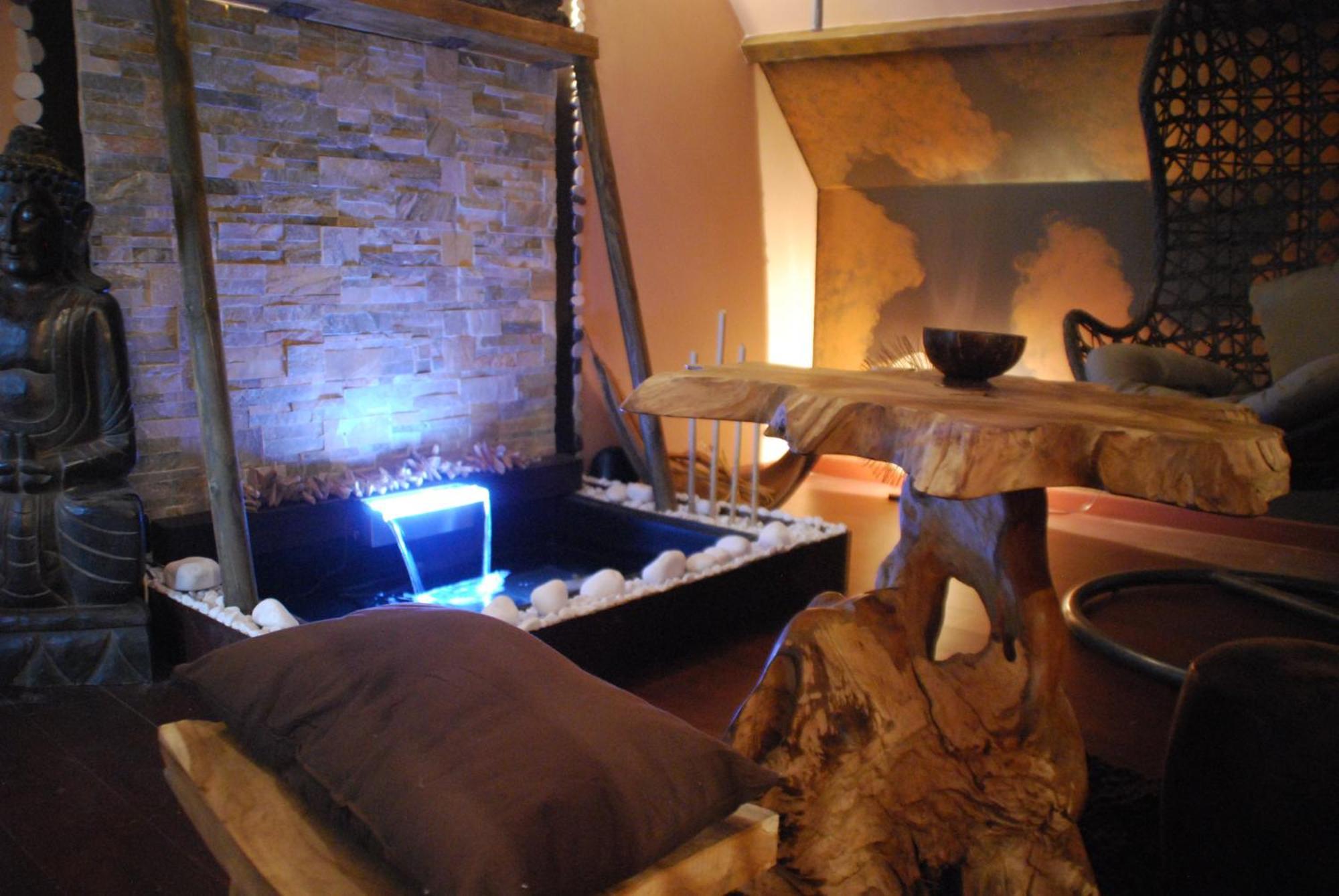 Chambres D Hotes ,Hotel ,Secret D'Une Nuit A Vicq Pres De Onnaing,Avec Piscine الغرفة الصورة