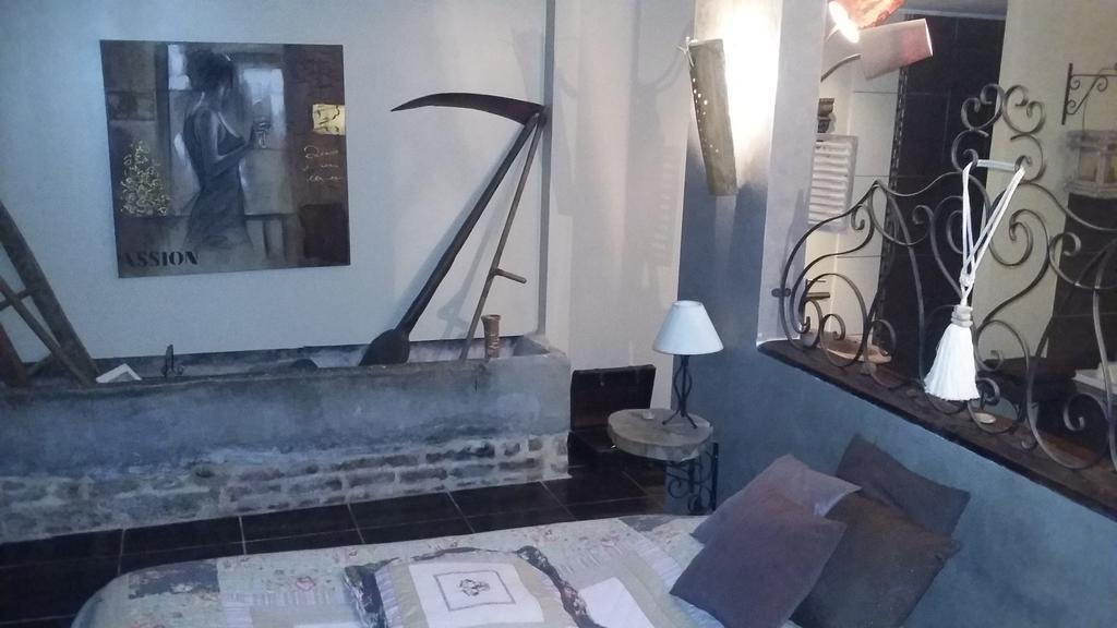 Chambres D Hotes ,Hotel ,Secret D'Une Nuit A Vicq Pres De Onnaing,Avec Piscine المظهر الخارجي الصورة